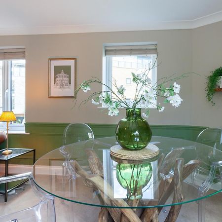 A Gem Nestled In The Heart Of Oxford With Parking! Apartamento Exterior foto
