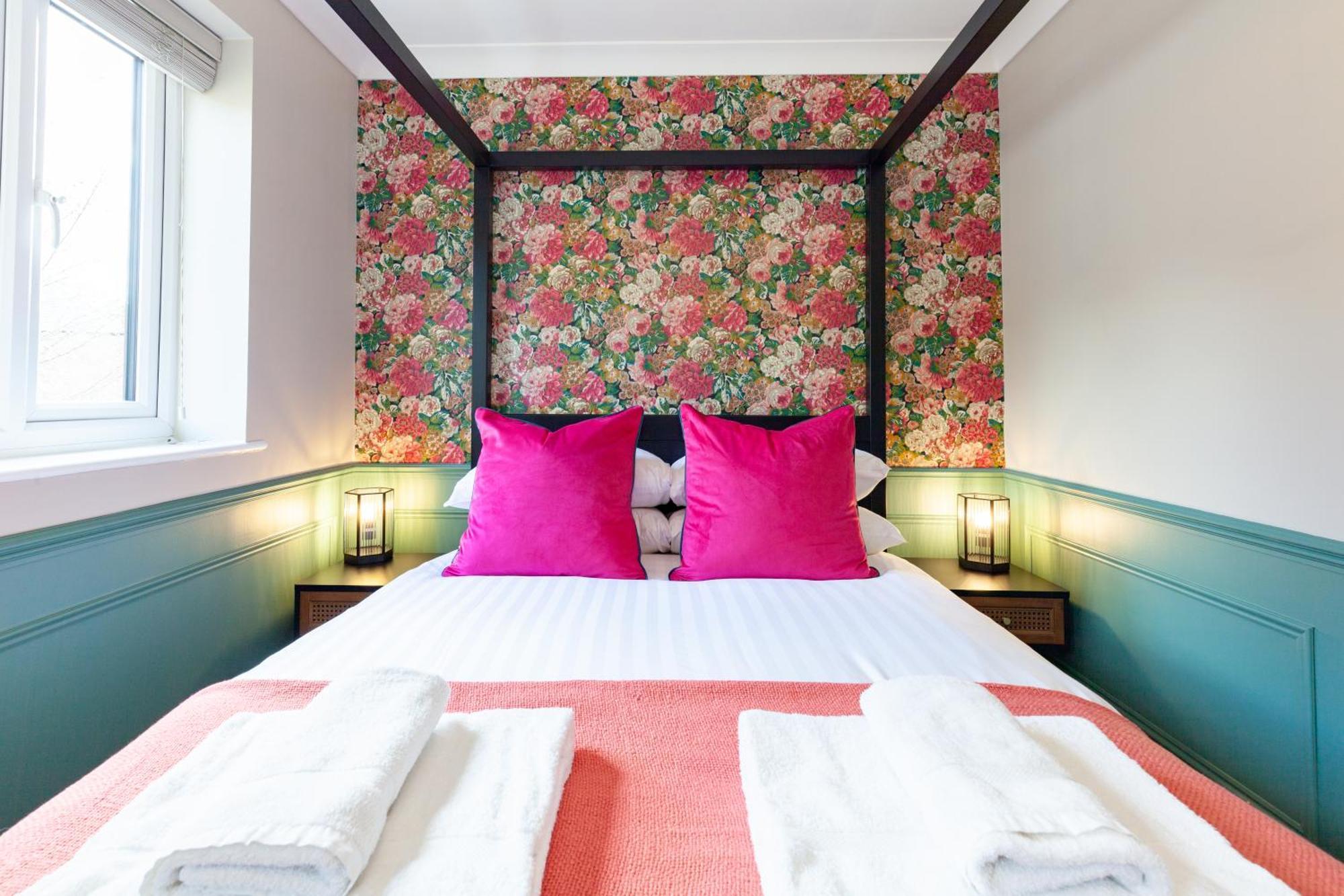 A Gem Nestled In The Heart Of Oxford With Parking! Apartamento Exterior foto