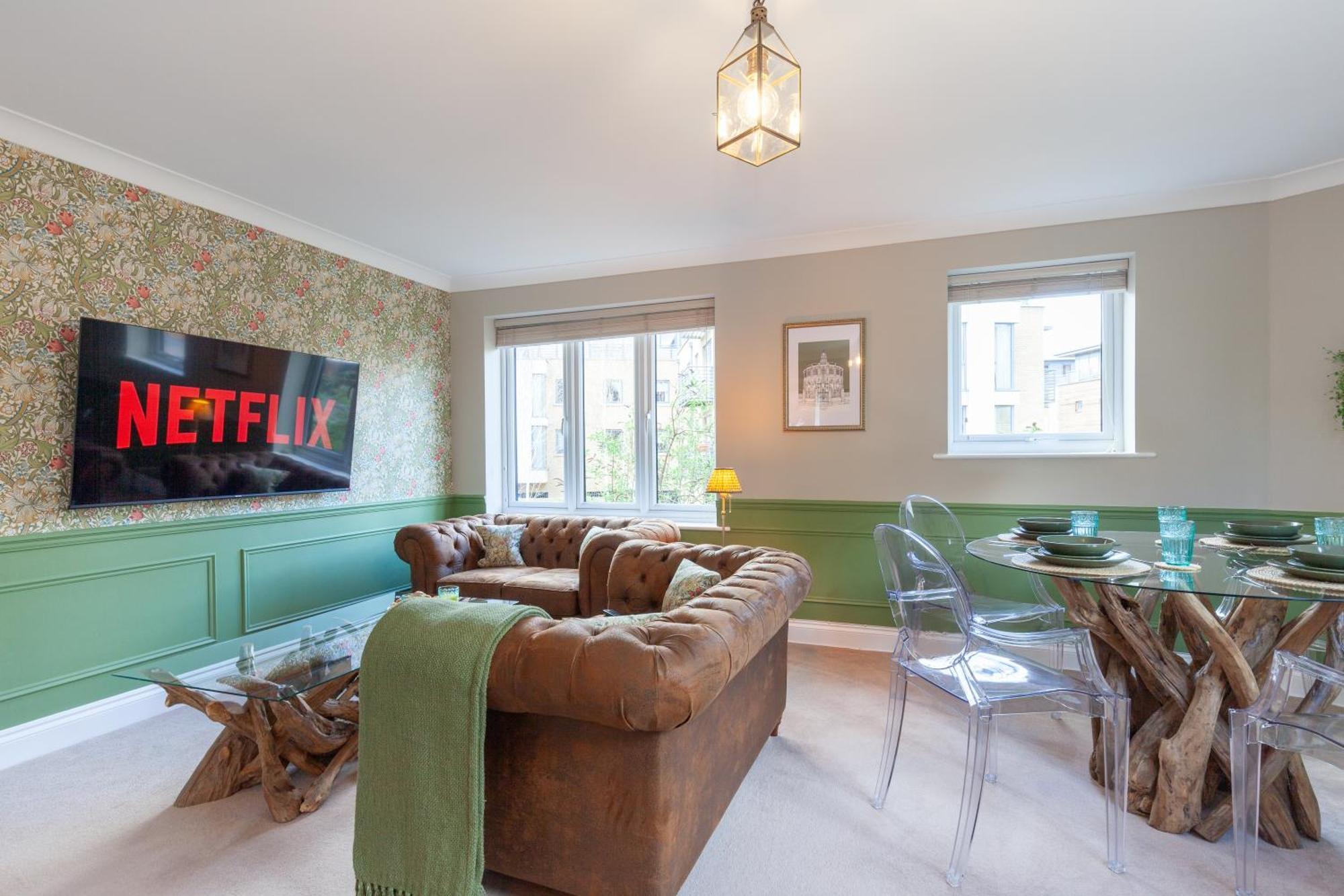 A Gem Nestled In The Heart Of Oxford With Parking! Apartamento Exterior foto