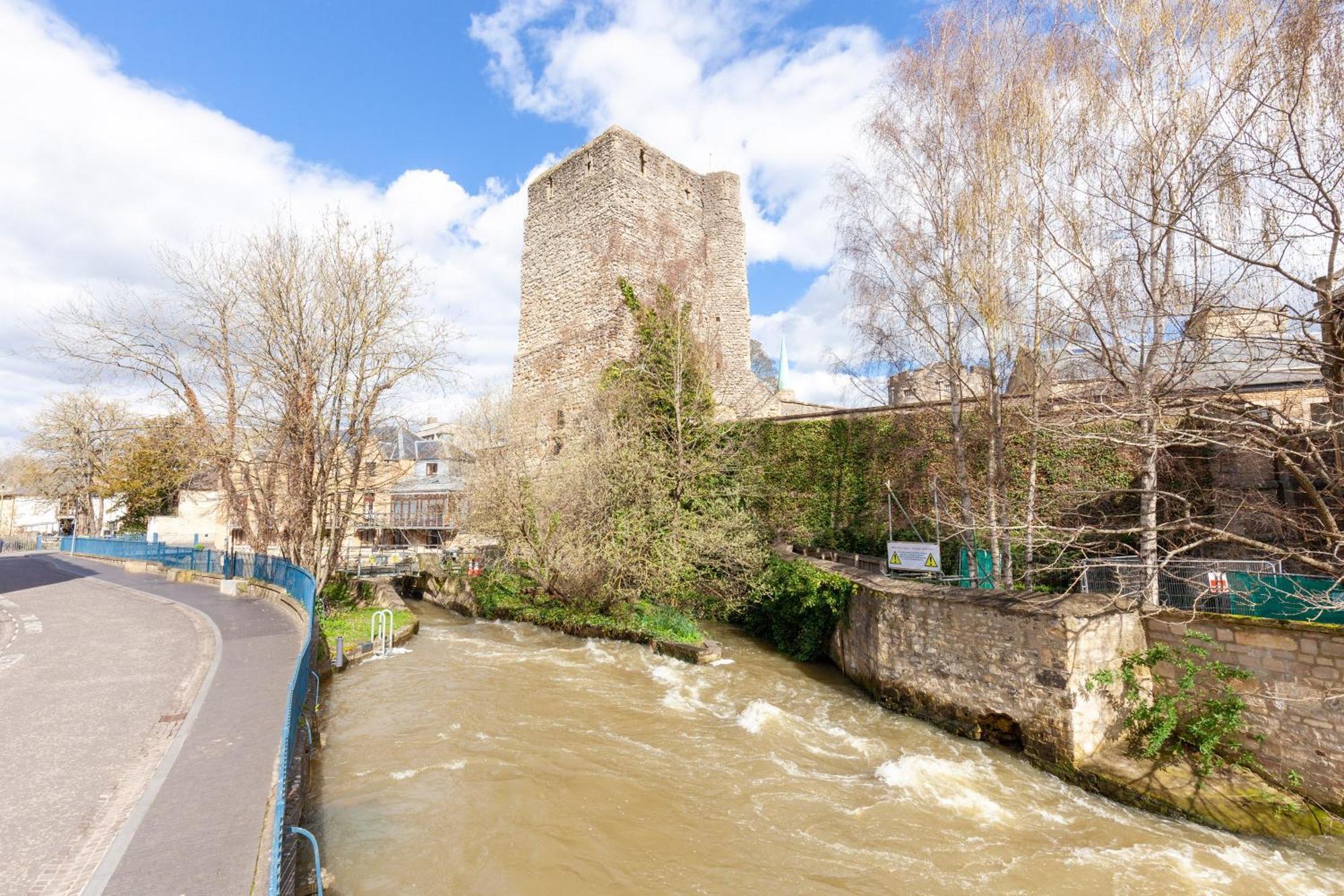 A Gem Nestled In The Heart Of Oxford With Parking! Apartamento Exterior foto