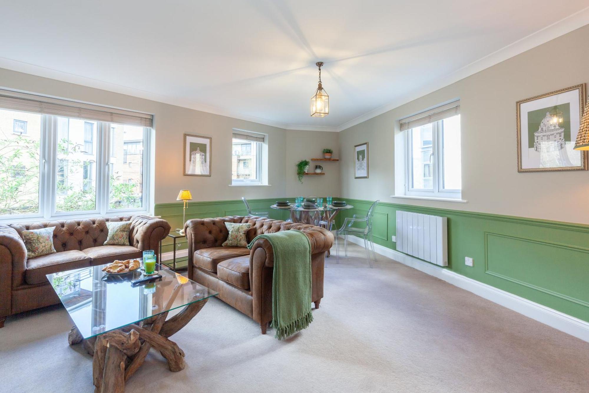 A Gem Nestled In The Heart Of Oxford With Parking! Apartamento Exterior foto