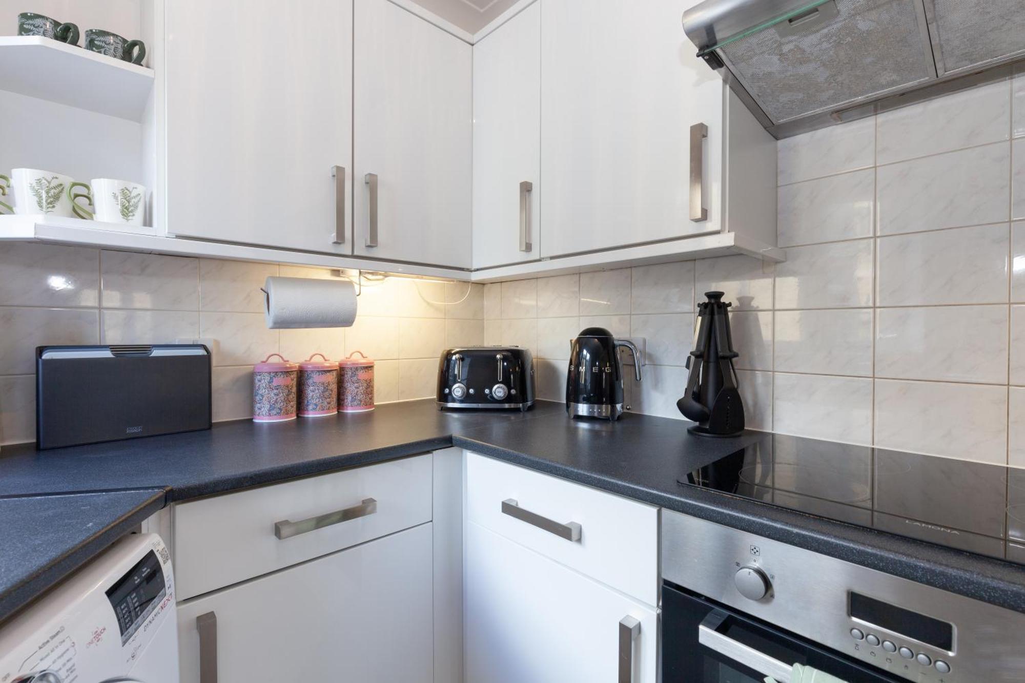 A Gem Nestled In The Heart Of Oxford With Parking! Apartamento Exterior foto