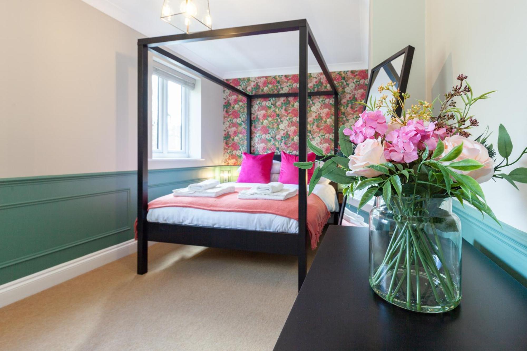 A Gem Nestled In The Heart Of Oxford With Parking! Apartamento Exterior foto
