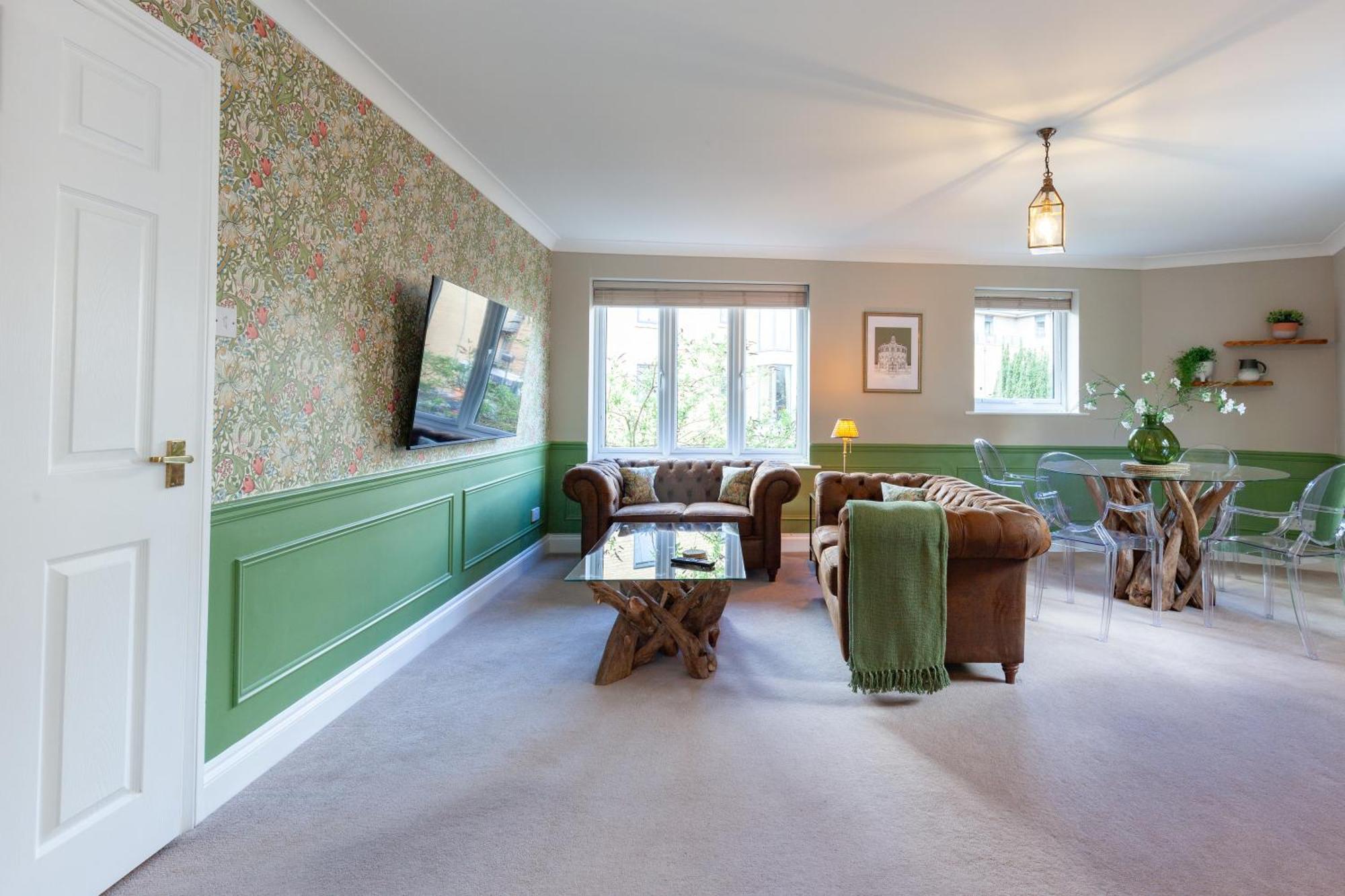 A Gem Nestled In The Heart Of Oxford With Parking! Apartamento Exterior foto