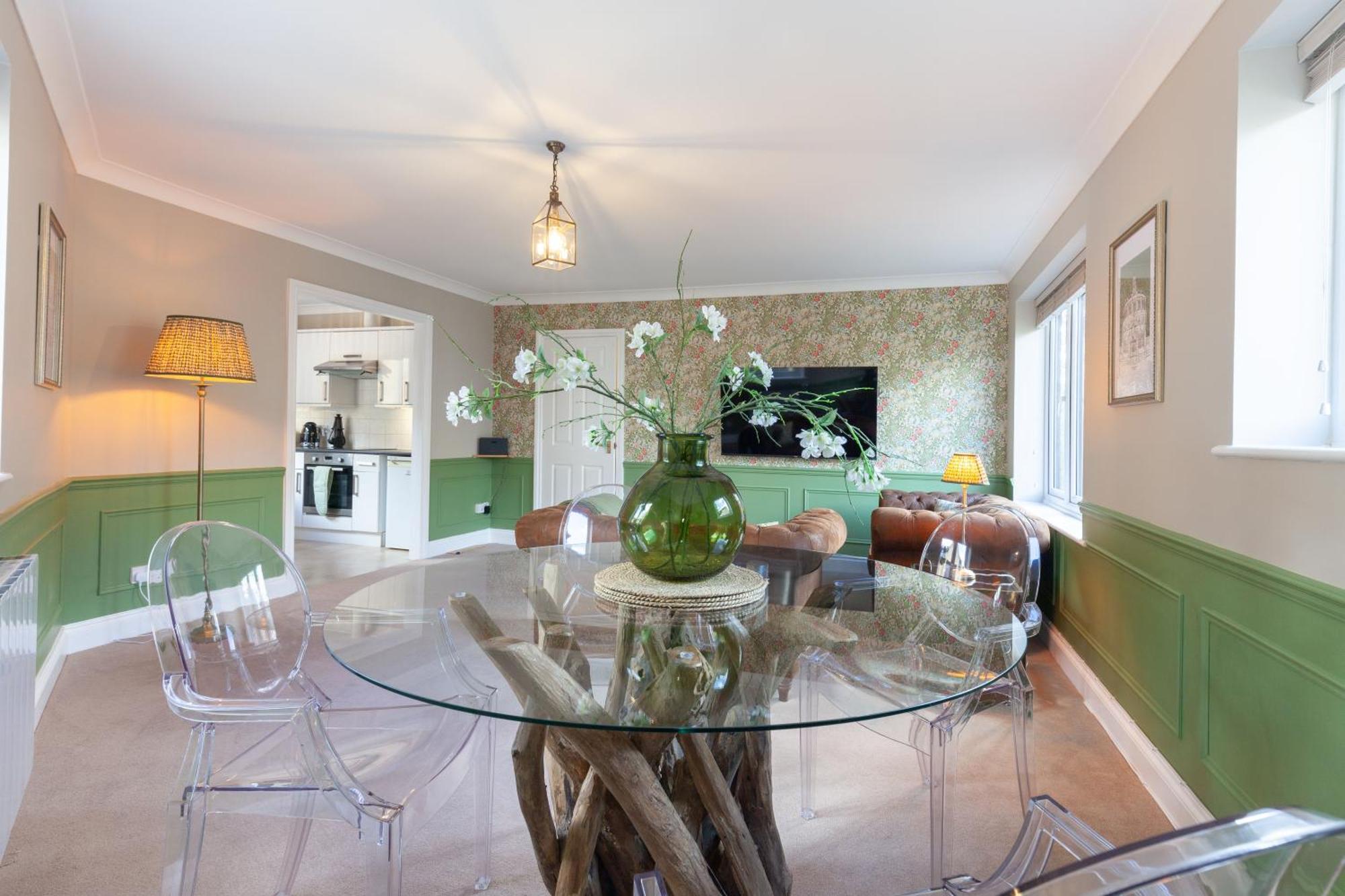 A Gem Nestled In The Heart Of Oxford With Parking! Apartamento Exterior foto